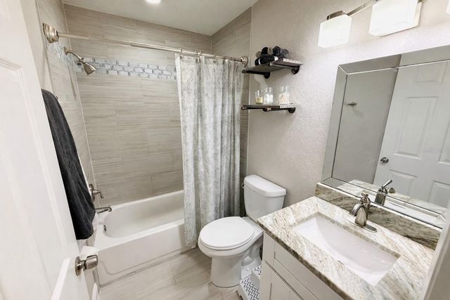 14337 DIPLOMAT DRIVE, Tampa, FL 33613