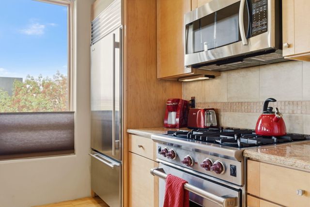 3339 Central Avenue NE 301, Albuquerque, NM 87106