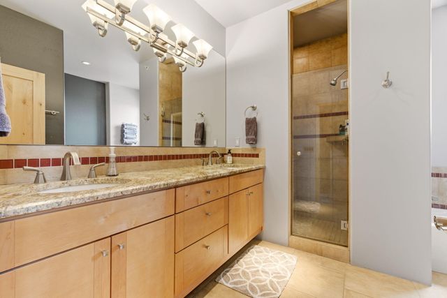 3339 Central Avenue NE 301, Albuquerque, NM 87106