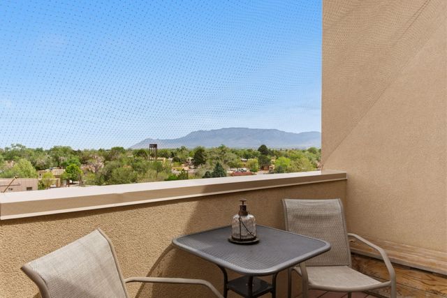 3339 Central Avenue NE 301, Albuquerque, NM 87106