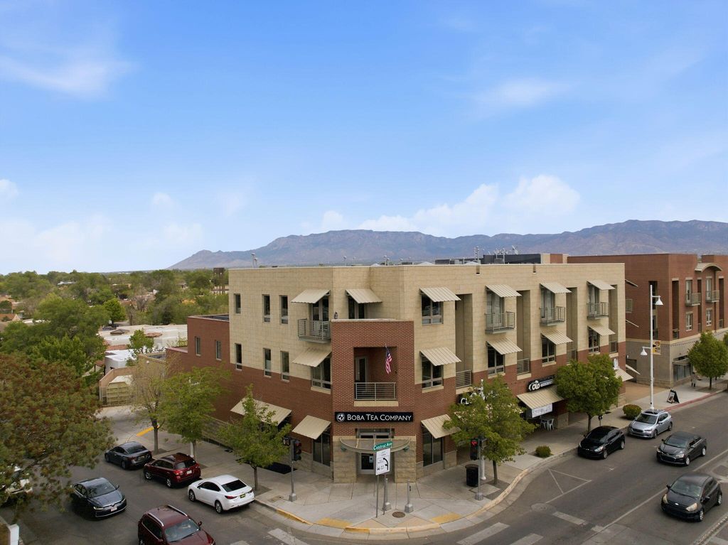 3339 Central Avenue NE 301, Albuquerque, NM 87106