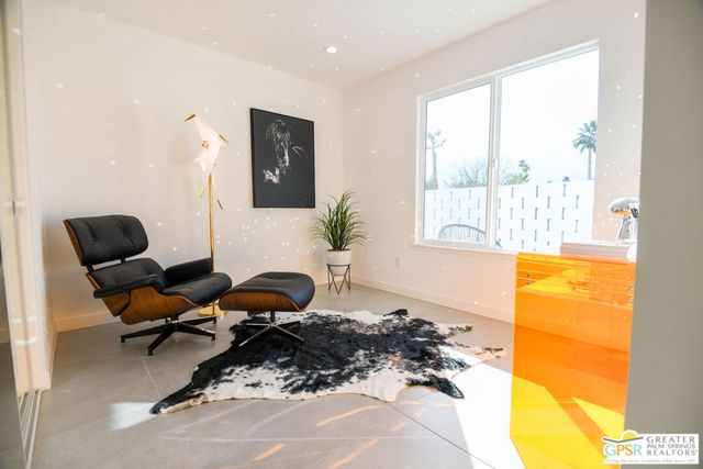 2080 N San Gorgonio Road, Palm Springs, CA 92262