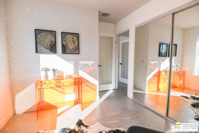 2080 N San Gorgonio Road, Palm Springs, CA 92262