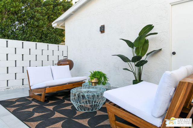 2080 N San Gorgonio Road, Palm Springs, CA 92262