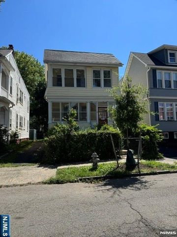 36 20th Street, East Orange, NJ 07018