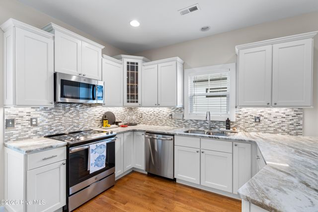 334 NE 49th Street, Oak Island, NC 28465