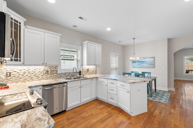 334 NE 49th Street, Oak Island, NC 28465