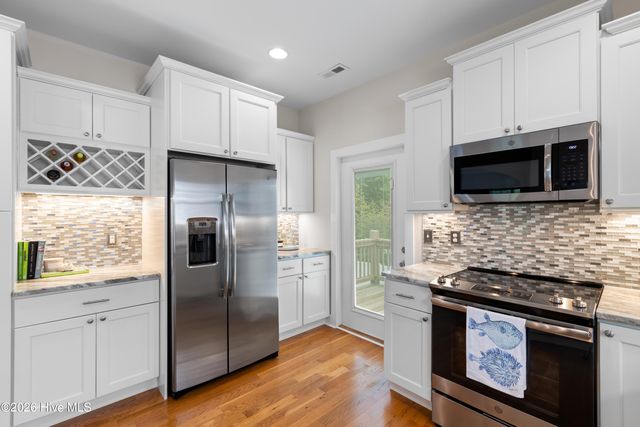 334 NE 49th Street, Oak Island, NC 28465