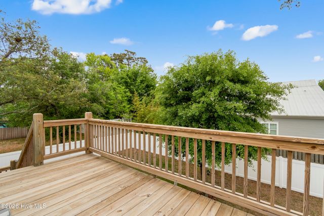 334 NE 49th Street, Oak Island, NC 28465