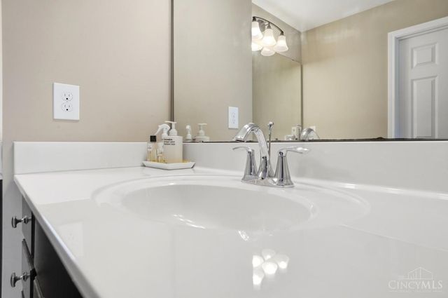 3715 Acadia Lane, Mason, OH 45036