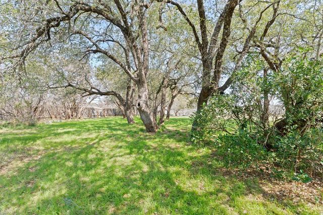 509 Nomad DR DR, Spicewood, TX 78669