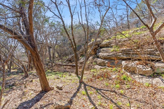 509 Nomad DR DR, Spicewood, TX 78669