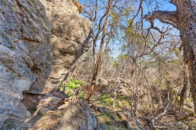 509 Nomad DR DR, Spicewood, TX 78669