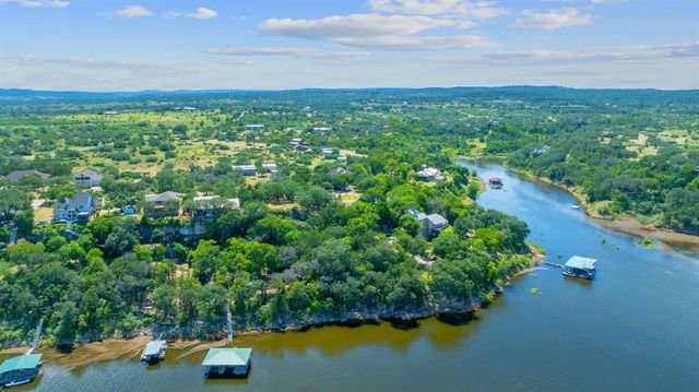 509 Nomad DR DR, Spicewood, TX 78669