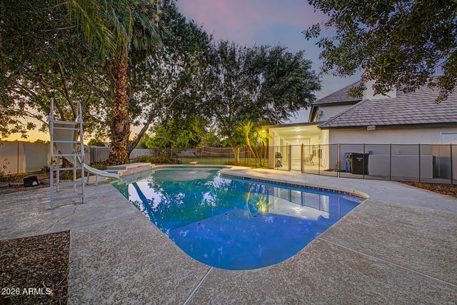 4402 E INDIGO BAY Drive, Gilbert, AZ 85234