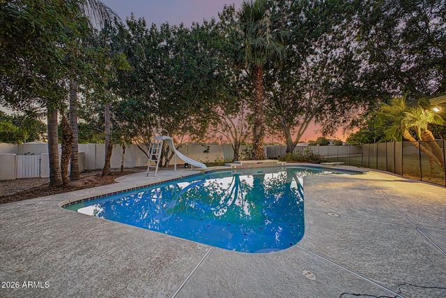 4402 E INDIGO BAY Drive, Gilbert, AZ 85234
