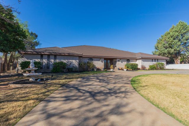3 Sandstone Drive, Borger, TX 79007