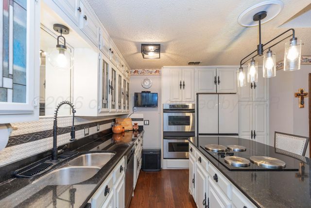 3 Sandstone Drive, Borger, TX 79007