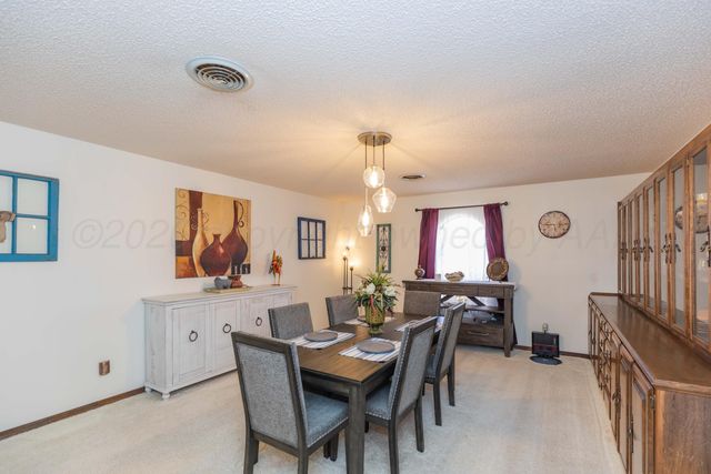 3 Sandstone Drive, Borger, TX 79007