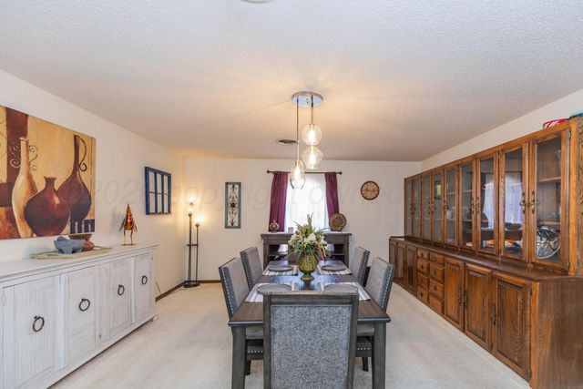 3 Sandstone Drive, Borger, TX 79007