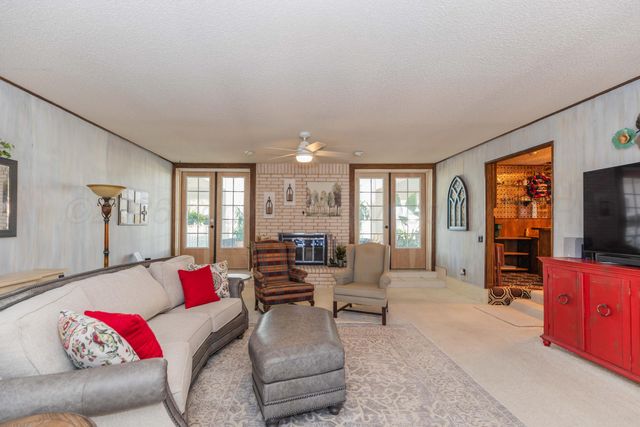 3 Sandstone Drive, Borger, TX 79007