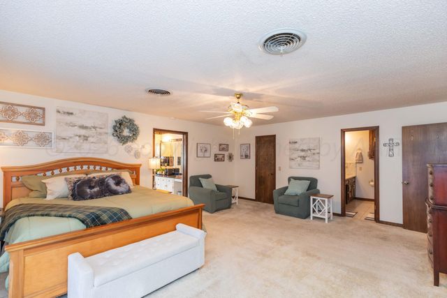 3 Sandstone Drive, Borger, TX 79007