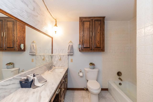 3 Sandstone Drive, Borger, TX 79007