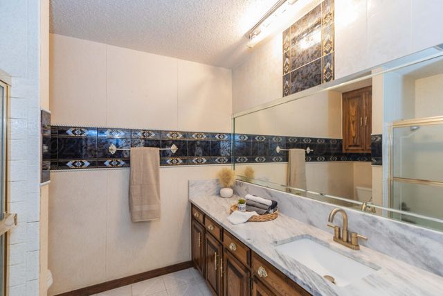 3 Sandstone Drive, Borger, TX 79007