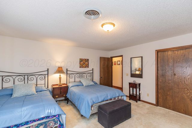 3 Sandstone Drive, Borger, TX 79007