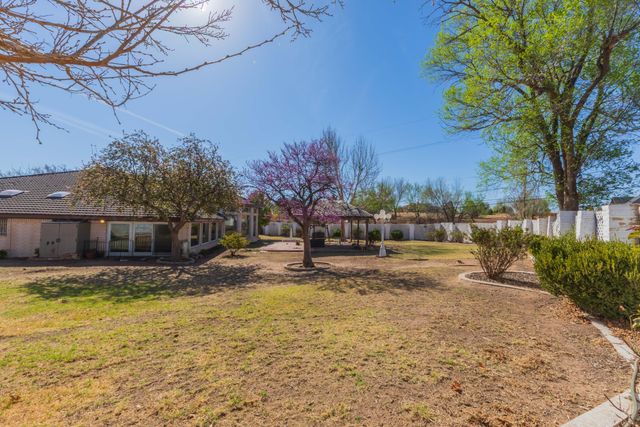 3 Sandstone Drive, Borger, TX 79007