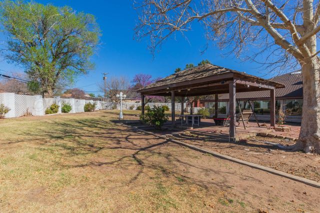 3 Sandstone Drive, Borger, TX 79007