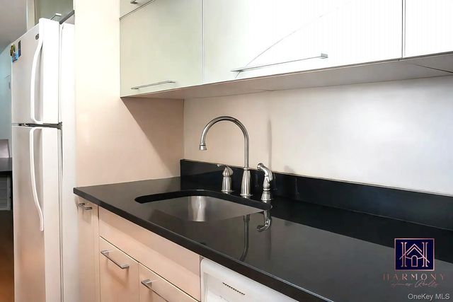 1065 Vermont Street 7J, Brooklyn, NY 11207