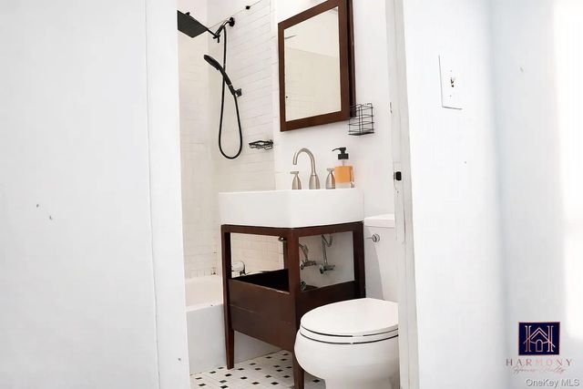 1065 Vermont Street 7J, Brooklyn, NY 11207