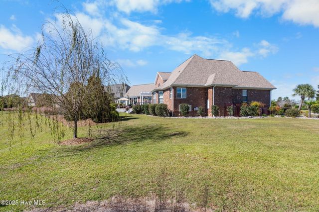 2259 Compass Pointe South Wynd NE, Leland, NC 28451