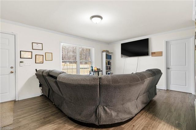 4760 Ader Drive, Winston-salem, NC 27105