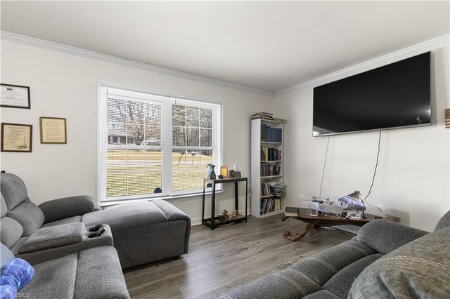 4760 Ader Drive, Winston-salem, NC 27105