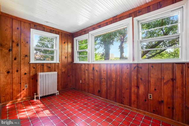 6715 2ND ST NW, Washington, DC 20012