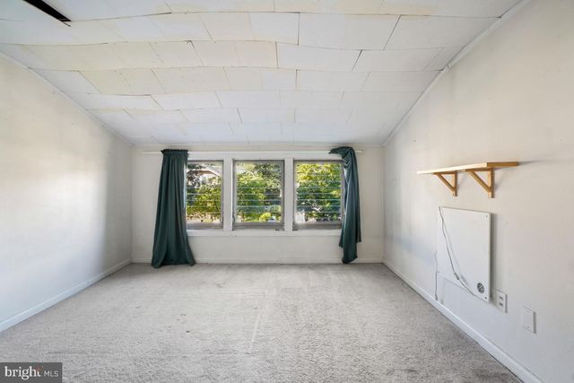 6715 2ND ST NW, Washington, DC 20012