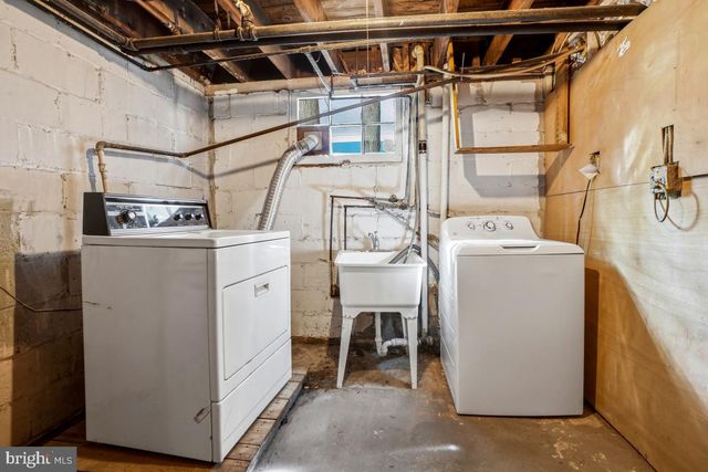 6715 2ND ST NW, Washington, DC 20012