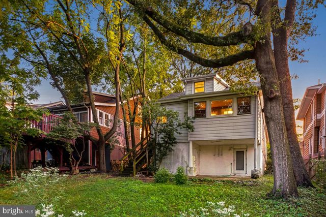 6715 2ND ST NW, Washington, DC 20012