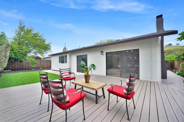 6273 Lillian Way, San Jose, CA 95120