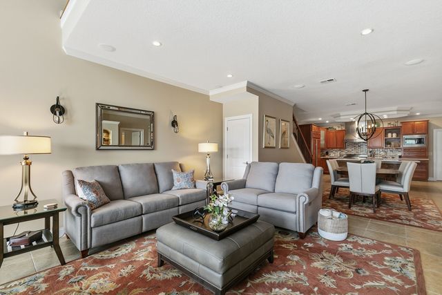 19 Villa Drive, Hampton, IL 61256