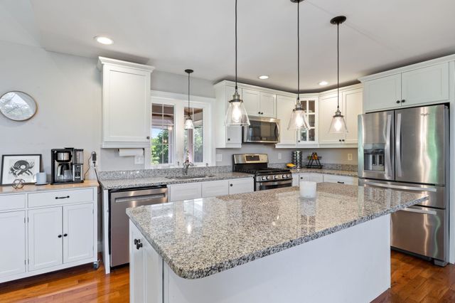 218 Grant Road, Newmarket, NH 03857