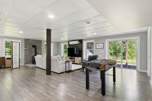 218 Grant Road, Newmarket, NH 03857