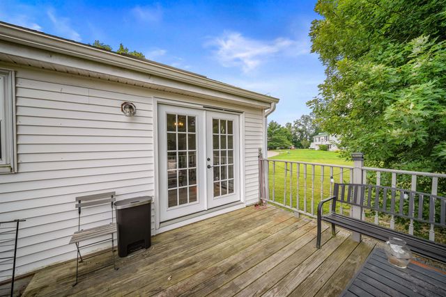8 Cornerstone Drive, Dover, NH 03820
