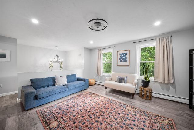 8 Cornerstone Drive, Dover, NH 03820