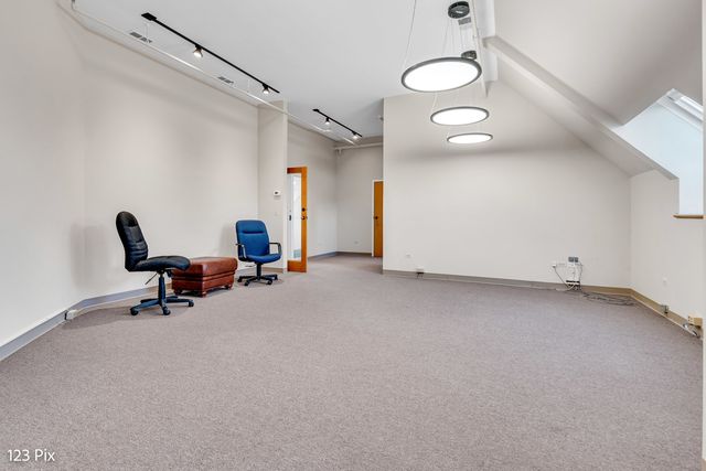 200 N Northwest Highway 301, Barrington, IL 60010