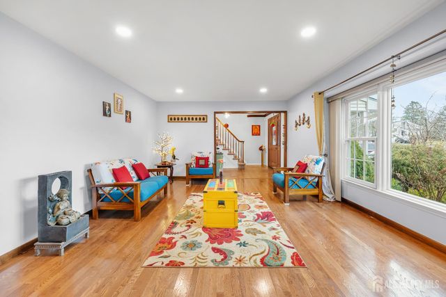 6 Stafford Road, South Brunswick, NJ 08852