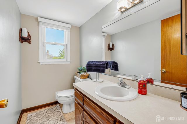 6 Stafford Road, South Brunswick, NJ 08852