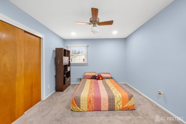 6 Stafford Road, South Brunswick, NJ 08852